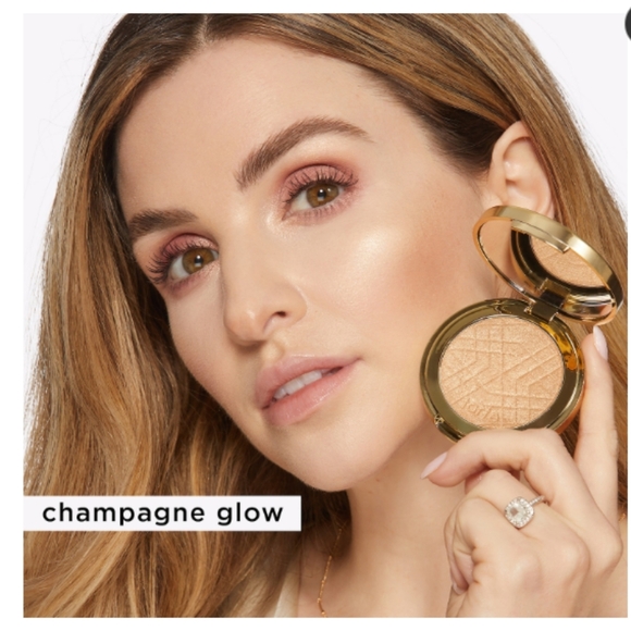 Tarte Shimmering Light Skin Perfecting Highlighter, Champagne Glow - Picture 7 of 14